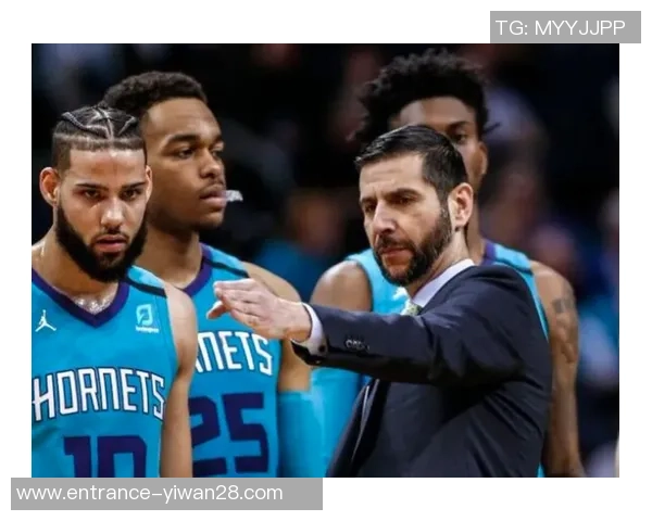 国王队与黄蜂队激战正酣争夺季后赛席位的关键对决